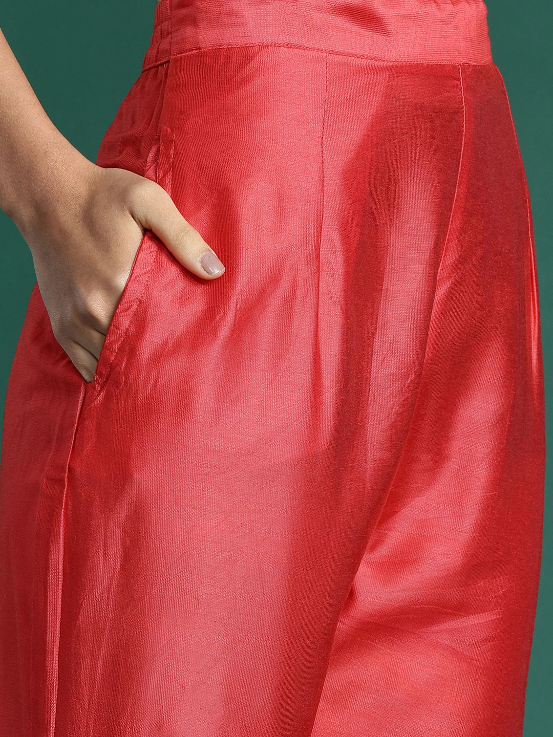 Dhiyona IE Striped Sequinned Chanderi Silk Kurta With Trousers & Dupatta