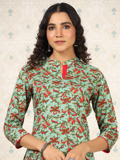 Dhiyona OD  Green Floral Printed Straight Kurta