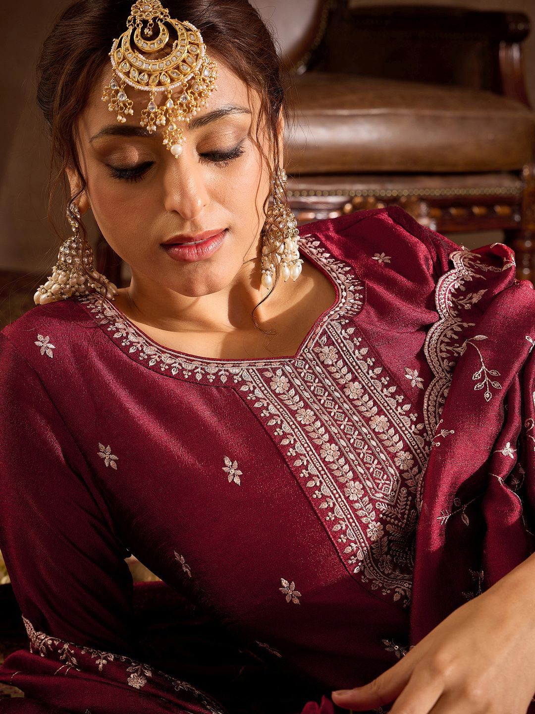 Floral Embroidered Sequinned Round Neck Straight Kurta With Trouser & Dupatta