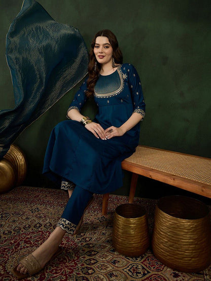 Dhiyona SN Women's Teal Floral Embroidered Regular Anarkali Kurta With Trouser With Dupatta