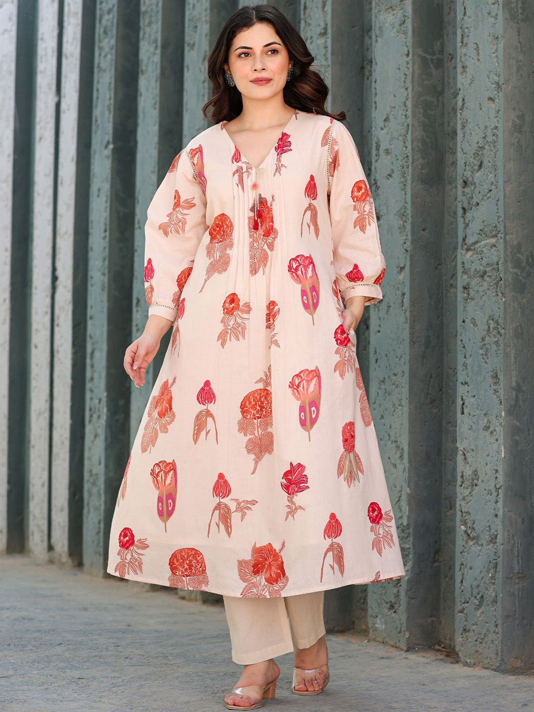 Floral Printed V-Neck Pure Cotton Kurta With Trousers