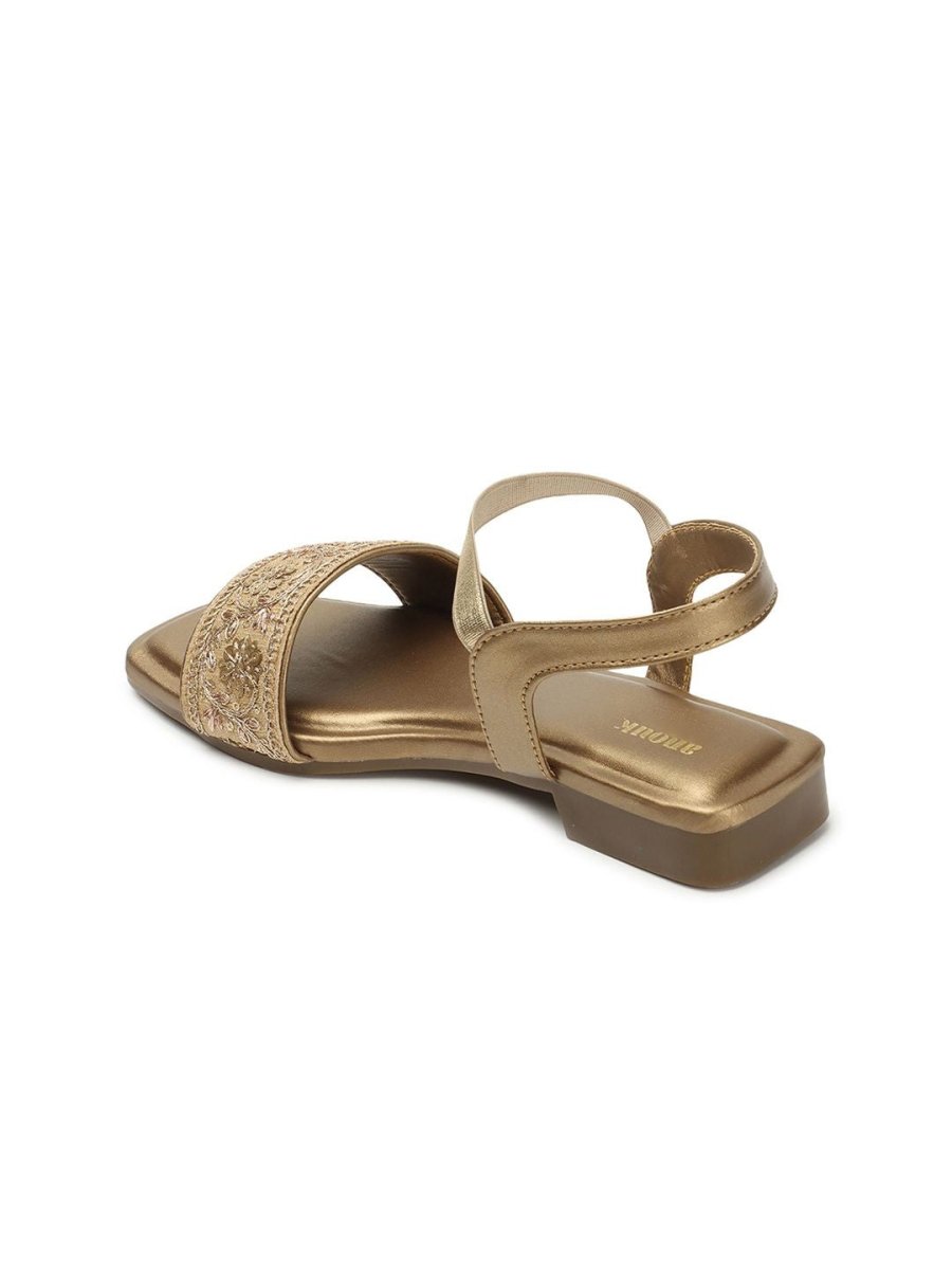 Dhiyona AK Embroidered Ethnic Open Toe Flats