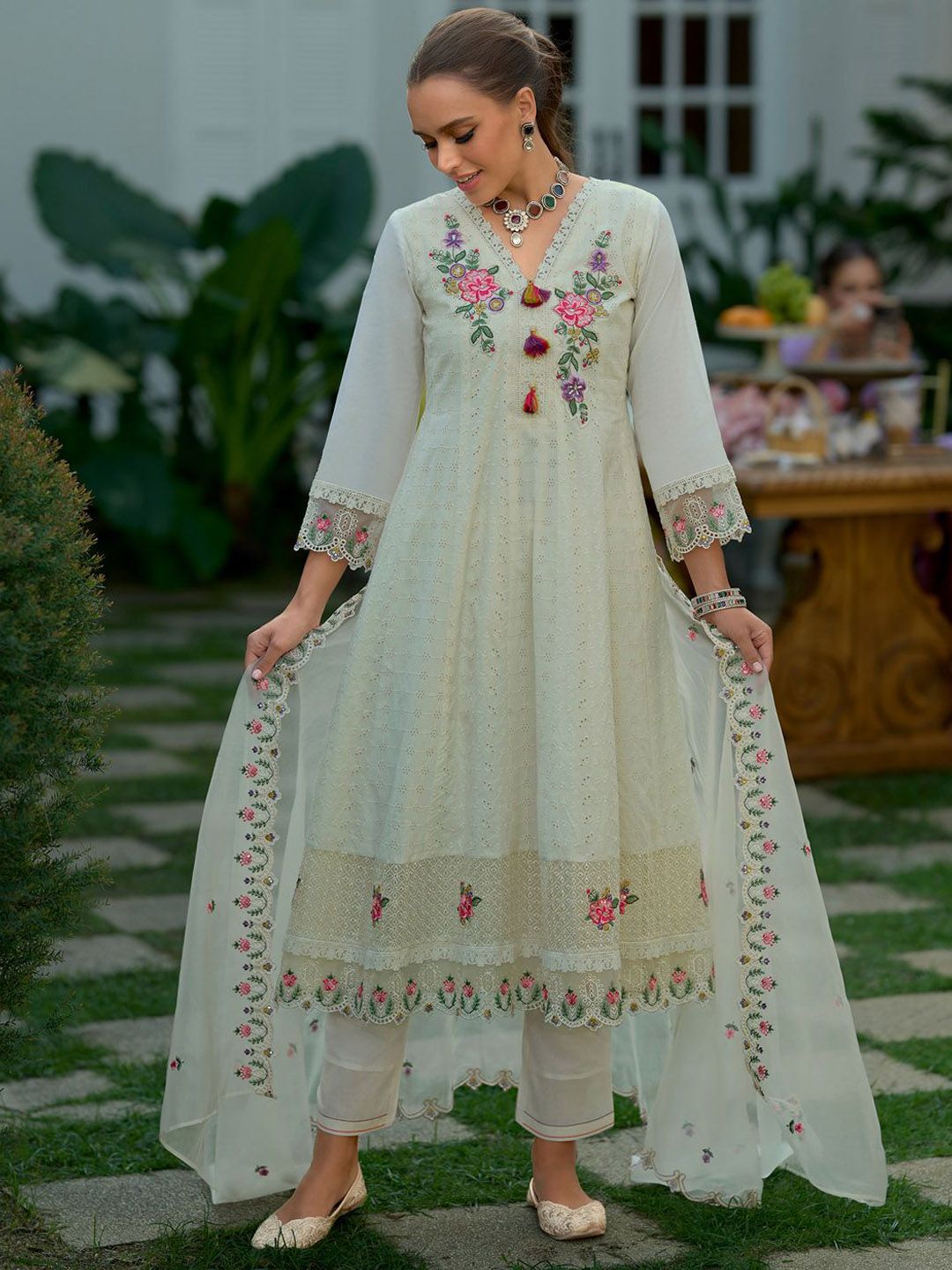 Floral Yoke Design Thread Work Pure Cotton Anarkali Kurta Wth Trousers & Dupatta