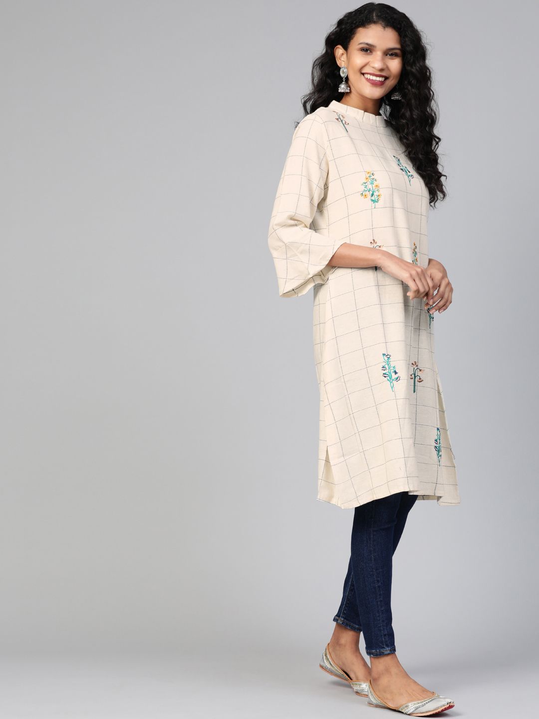 Dhiyona IE Women Off-White & Green Checked A-Line Kurta