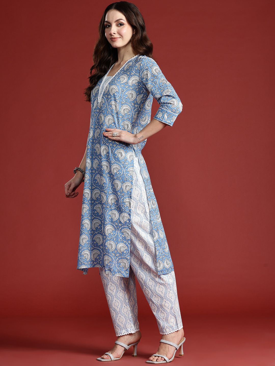 Floral Printed Pure Cotton Kurta with Trousers & With Dupatta