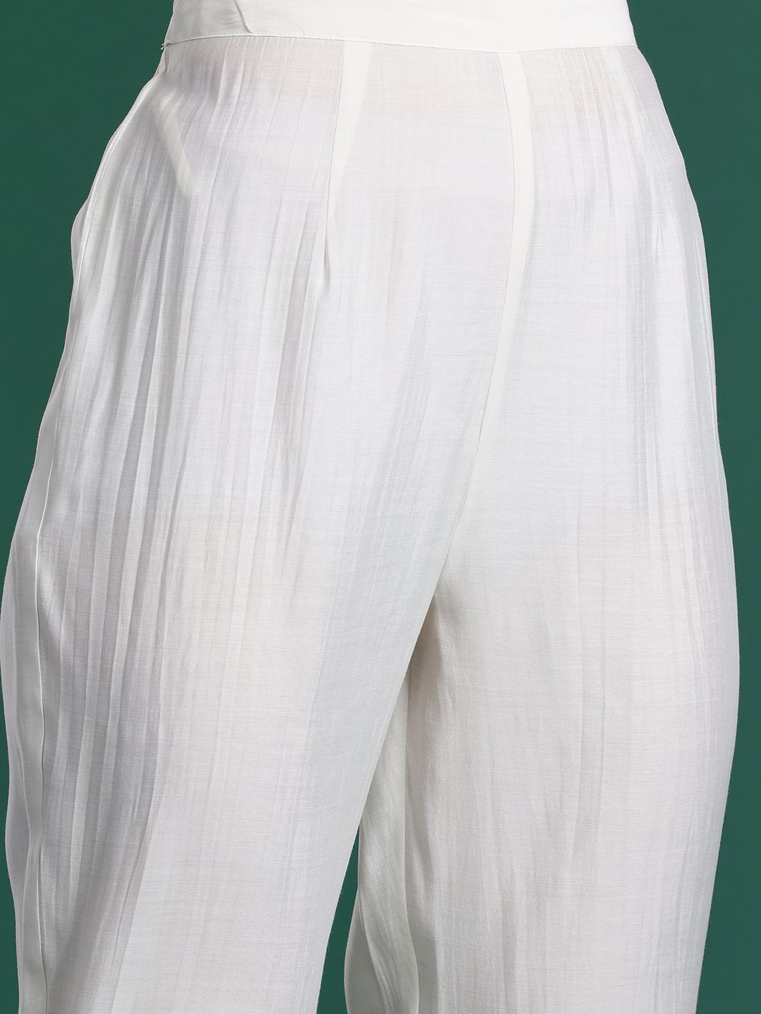 Ethnic Motifs Embroidered Pleated Mirror Work Kurta with Trousers