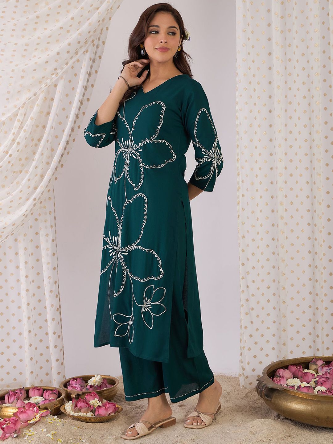 Dhiyona IE Embroidered V-Neck Tunic With Trouser