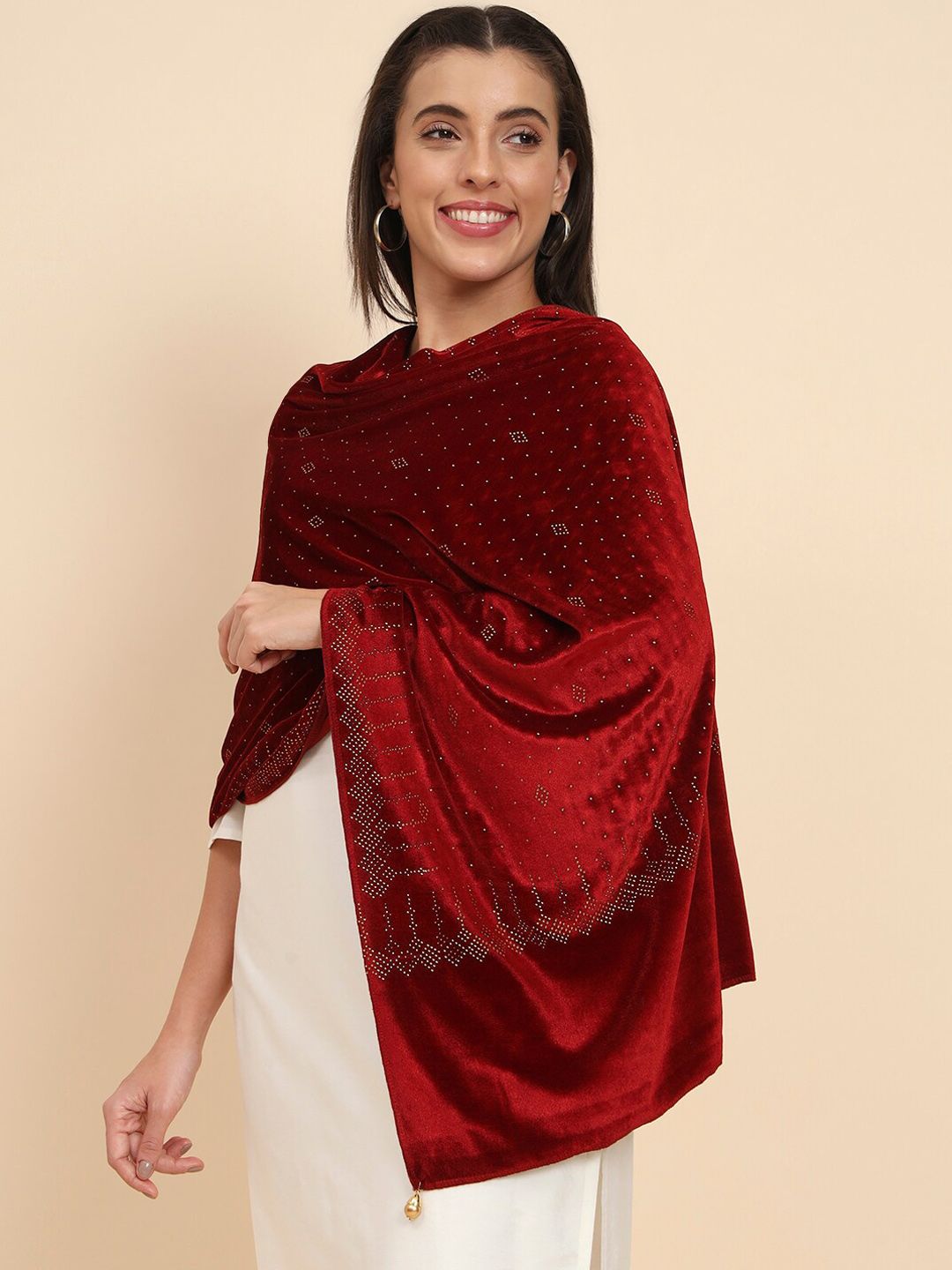 Dhiyona PA Embellished Velvet Shawl