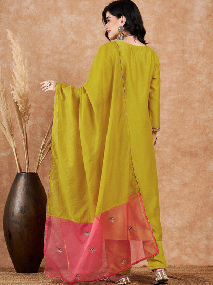 Dhiyona SN Women's Ethnic Motifs Embroidered V-Neck Kurta & Trousers With Dupatta