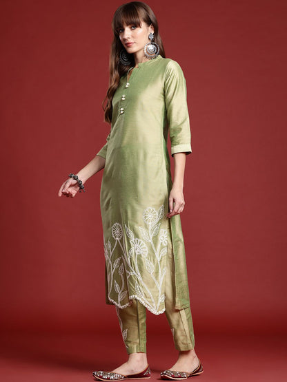 Dhiyona IE Floral Embroidered Thread Work Kurta with Trousers