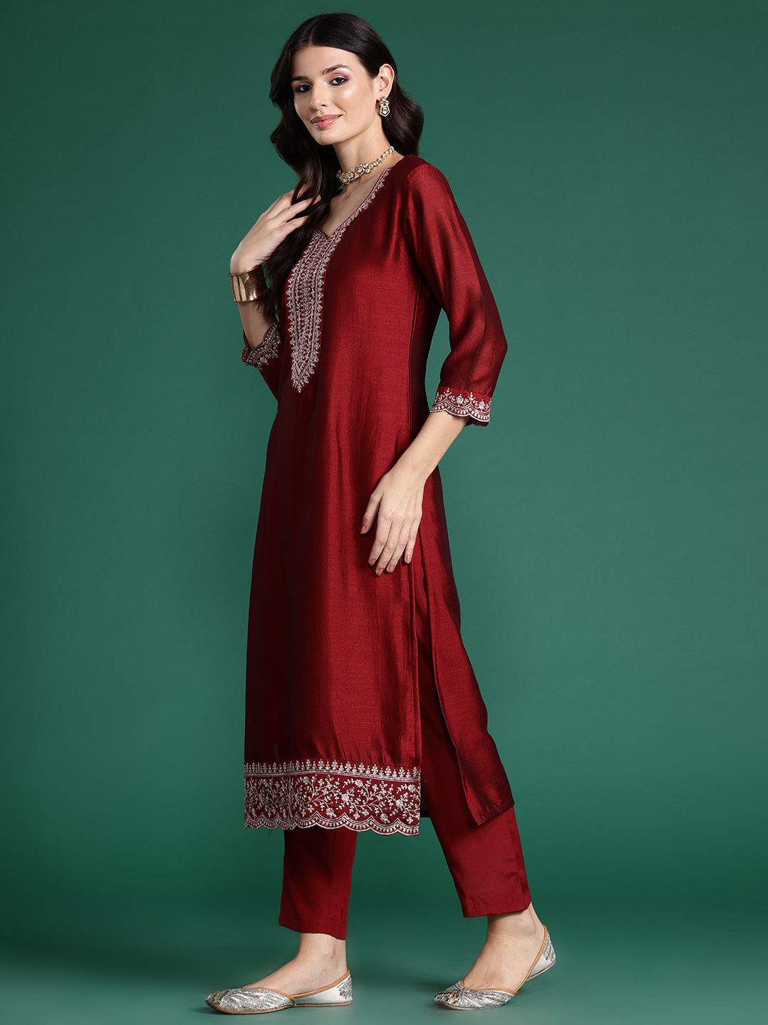 Ethnic Motifs Embroidered Sequinned Kurta with Trousers & Dupatta