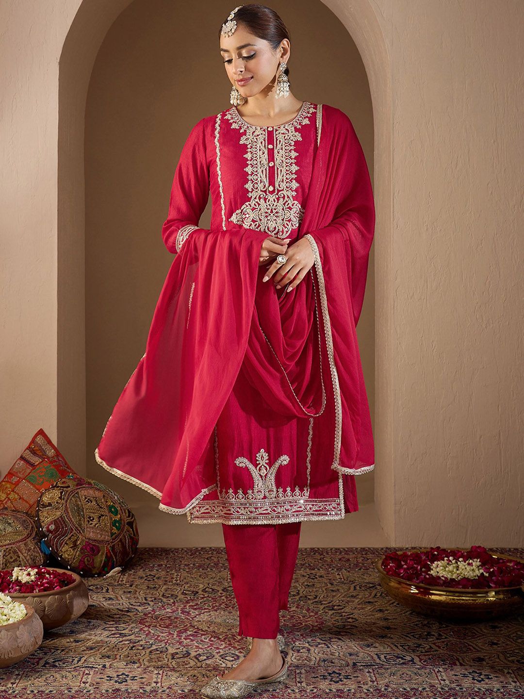 Women Paisley Yoke Design Regular Kurta with Trousers & With Dupatta