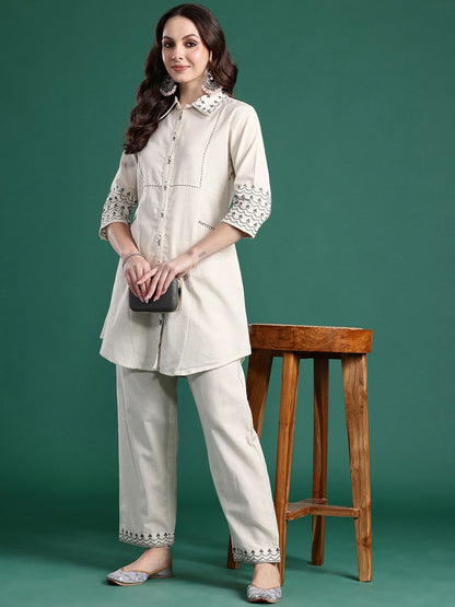 Dhiyona IE Ethnic Motifs Embroidered Thread Work Kurti with Trousers
