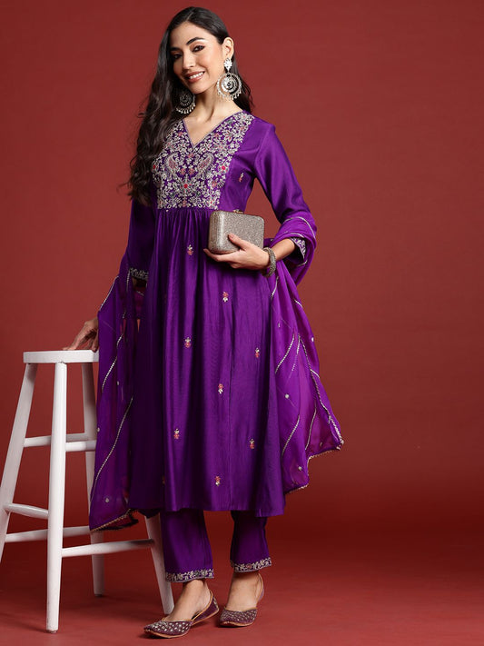Dhiyona IE Floral Embroidered Pleated Aari Work Liva Kurta With Trousers & Dupatta