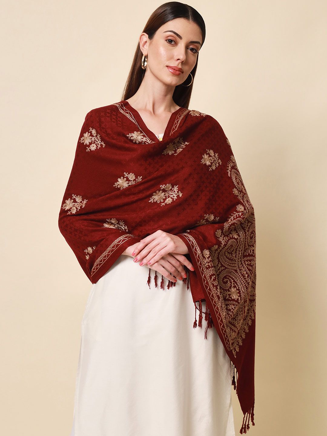 Dhiyona PA Women Wine Aari Embroidered Shawl