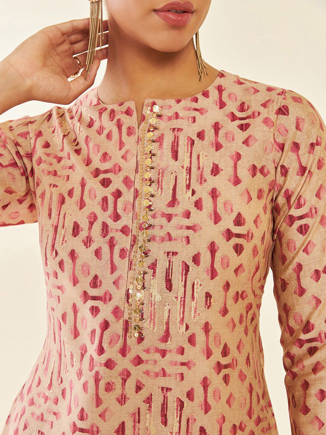 Dhiyona SO Women's Printed Sequinned Straight Kurta With Palazzo