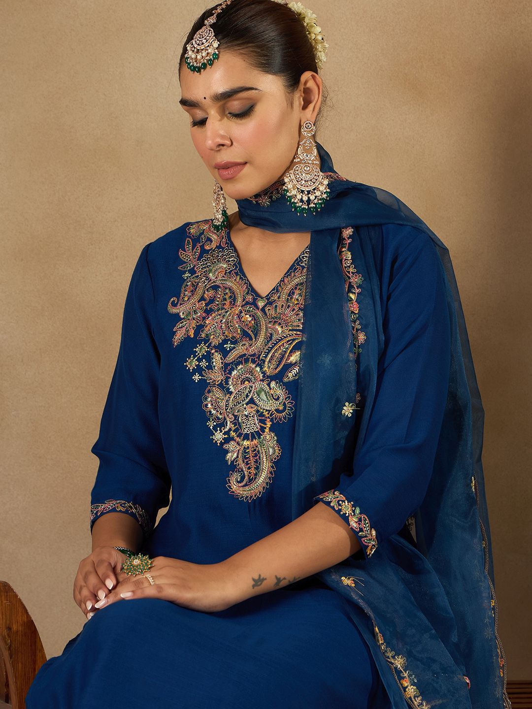 Dhiyona IE Women Ethnic Motifs Embroidered Regular Liva Kurta with Trousers & With Dupatta