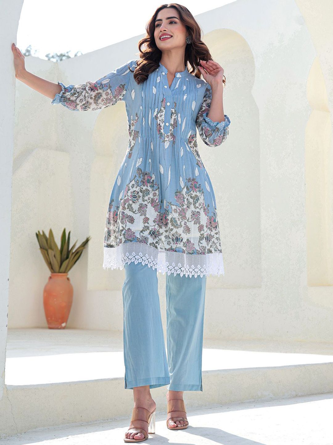 Floral Printed Mandarin Collar A-Line Pure Cotton Kurta With Trousers