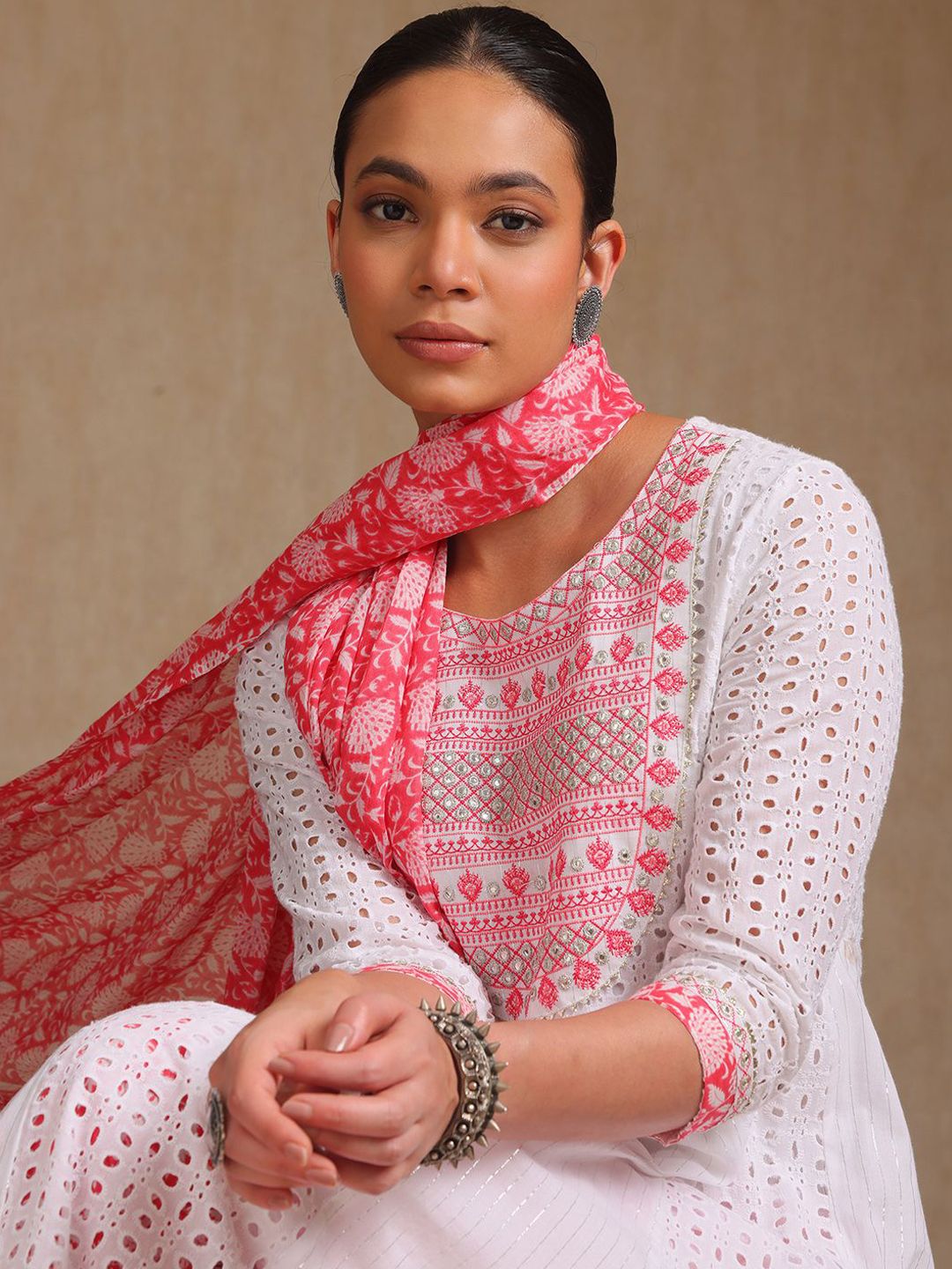 Dhiyona SO Women's Floral Yoke Design Round Neck Thread Work A-Line Kurta With Trousers