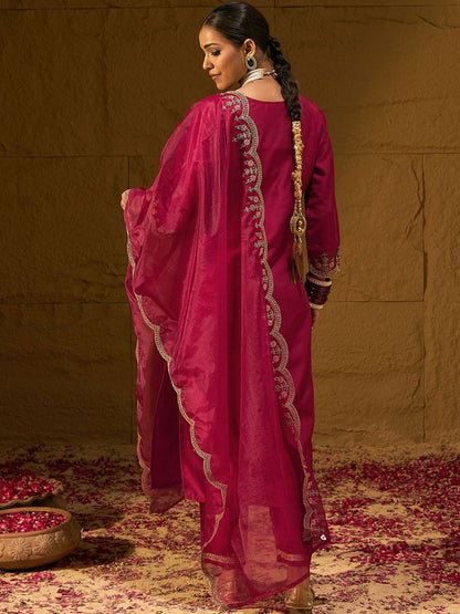 Dhiyona IE Floral Embroidered Sweetheart Neck Straight Kurta With Trousers & Dupatta