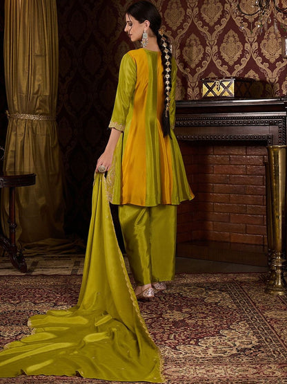 Dhiyona CH Women Ethnic Motifs Embroidered Tiered Thread Work Kurta with Palazzos & With Dupatta