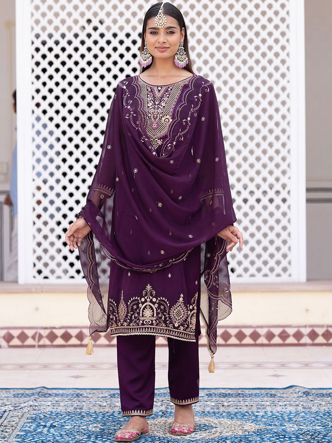 Dhiyona CH Women Ethnic Motifs Embroidered Regular Thread Work Kurta with Trousers & With Dupatta