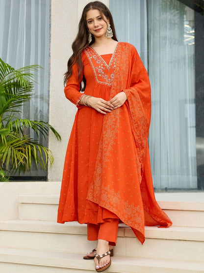 Dhiyona KL Women Floral Embroidered Silk Chiffon Kurta with Trousers & Dupatta