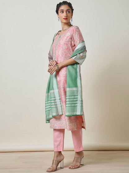 Dhiyona SO Women's Pink Ethnic Motifs Printed Thread Work Chanderi Silk Kurta With Trousers & Dupatta
