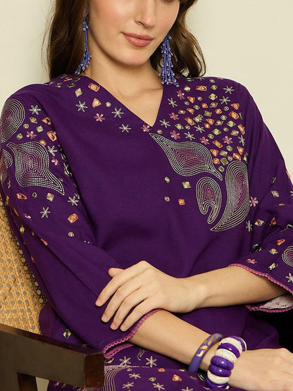 Dhiyona IE Women Embroidered V-Neck Top and Trousers Co-Ords