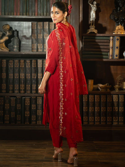 Dhiyona IE Women Floral Embroidered Regular Thread Work Kurta with Trousers & With Dupatta
