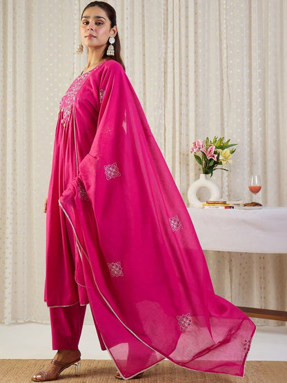 Embroidered Notch Neck Thread Work Pure Cotton Kurta With Trousers & Dupatta