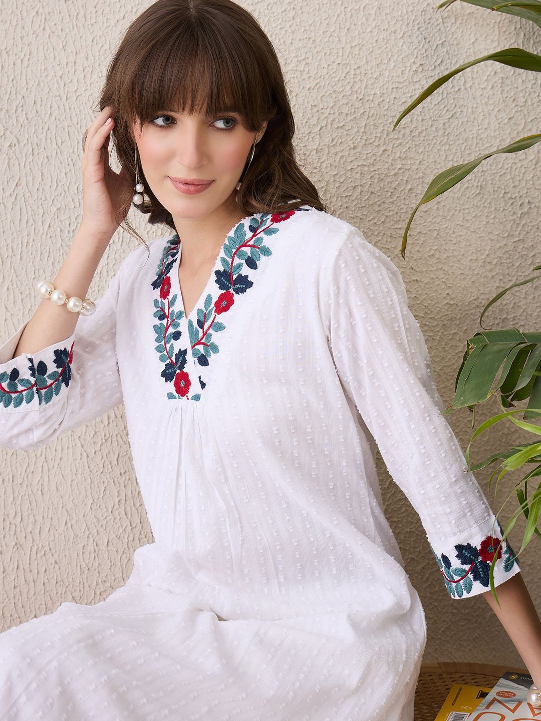 Dhiyona IE Floral Yoke Design V-Neck Thread Work Pure Cotton A-Line Kurta With Trouser