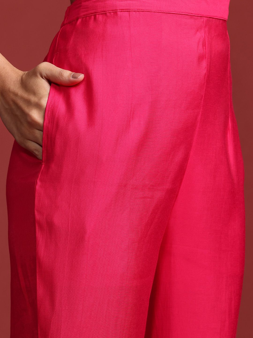 Ethnic Motifs Embroidered Sequinned Kurta With Trousers & Dupatta