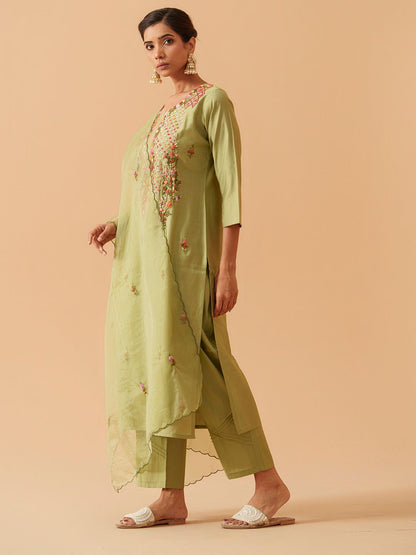 Dhiyona PD Women Embroidered Straight Kurta With Trousers & Dupatta