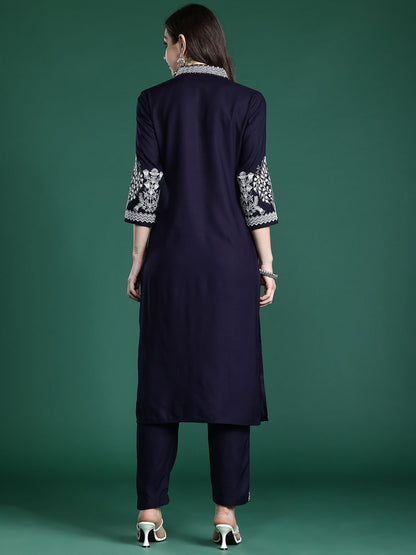 Dhiyona IE Floral Embroidered Sequinned Kurta with Trousers
