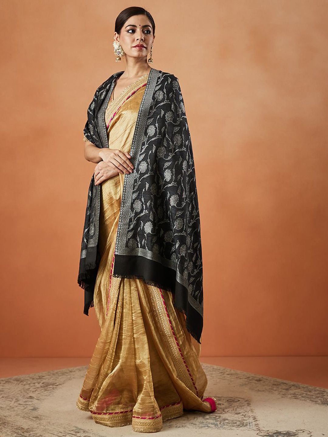 Dhiyona PA Ethnic Motifs Woven Design Shawl