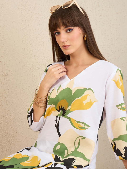 Dhiyona IE Floral Printed V Neck Straight Kurta With Trousers