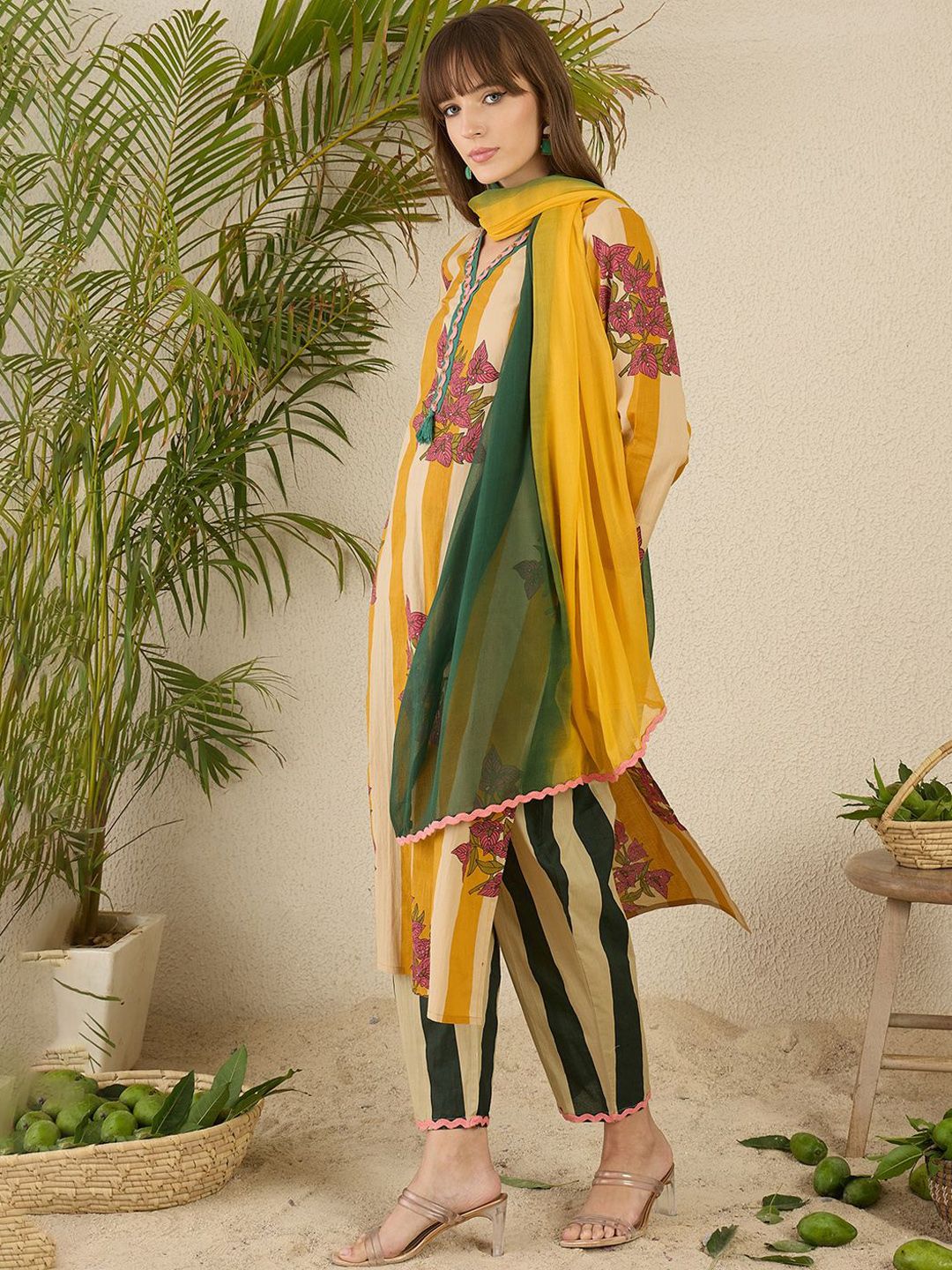 Dhiyona IE Women Tribal Striped Regular Pure Cotton Kurtas & Trousers With Dupatta