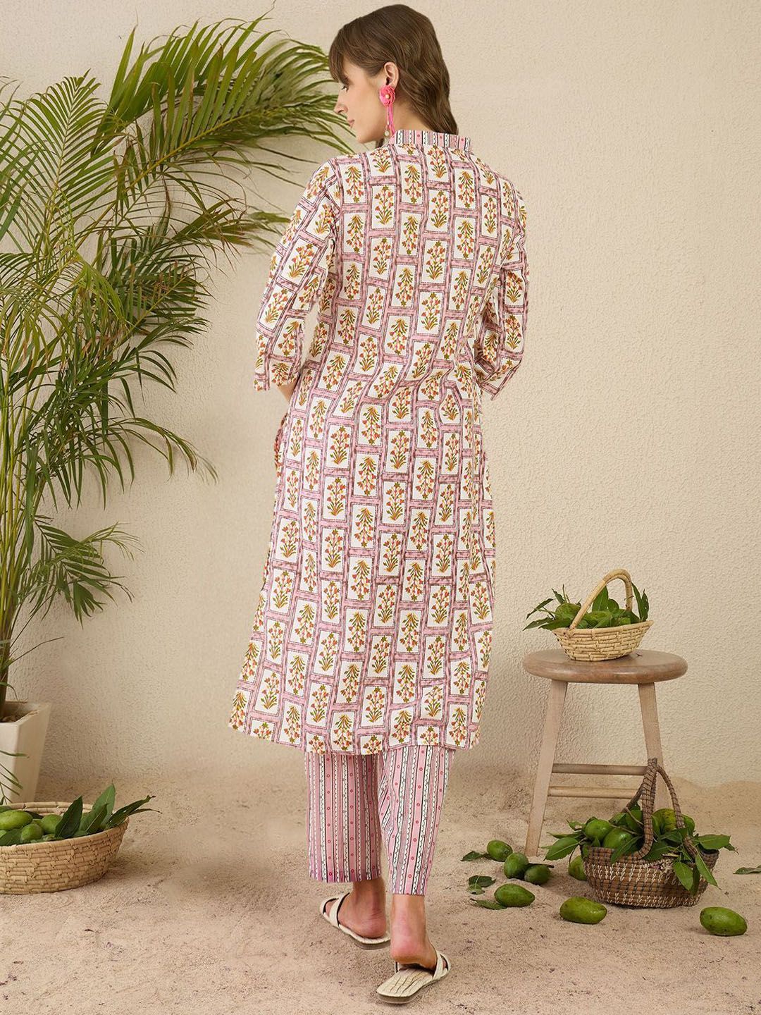 Women Floral Printed Regular Pure Cotton Kurta with Trousers