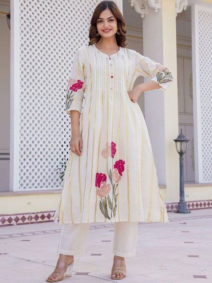 Women Floral Printed Regular Pure Cotton Kurta with Trousers