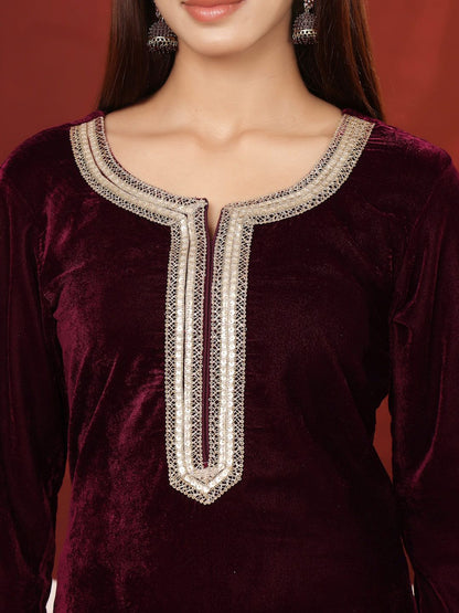 Dhiyona VA Women'sEmbroidered Zari Velvet Straight Kurta With Sharara