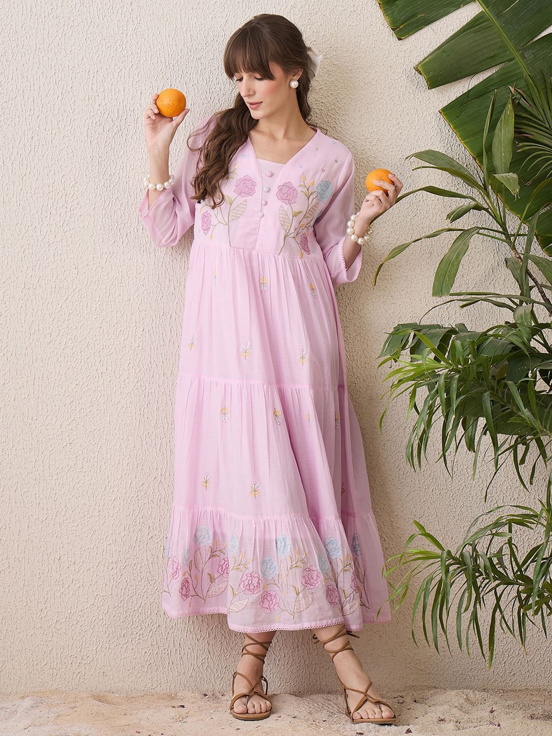 Dhiyona IE Women Floral Embroidered Thread Work Floral Anarkali Kurta