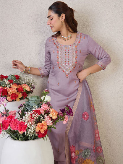 Dhiyona IE Floral Embroidered Round Neck Thread Work Straight Kurta & Trousers & Dupatta