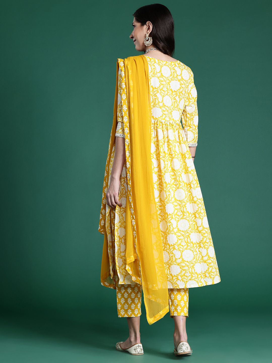 Women Floral Printed Empire Mirror Work Pure Cotton Kurta with Trousers & With Dupatta