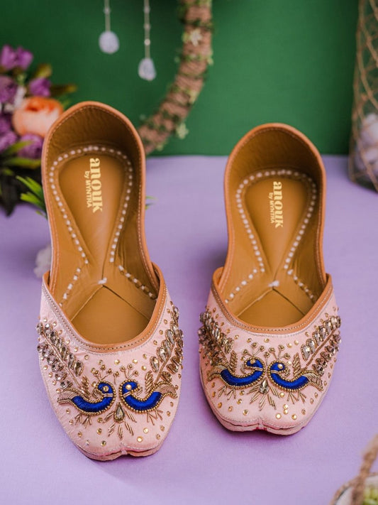 Dhiyona AK Women Rose Gold Coloured Ethnic Embellished Mojaris