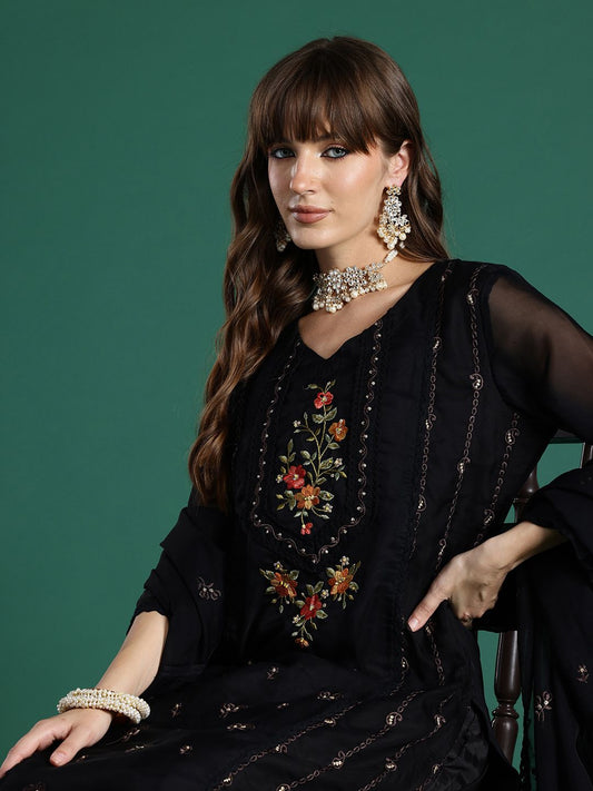Dhiyona IE Floral Embroidered Panelled Thread Work Kurta with Trousers & With Dupatta
