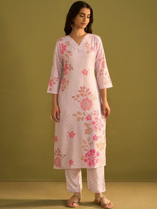 Dhiyona IE Women Floral Printed Regular Kurta with Trousers
