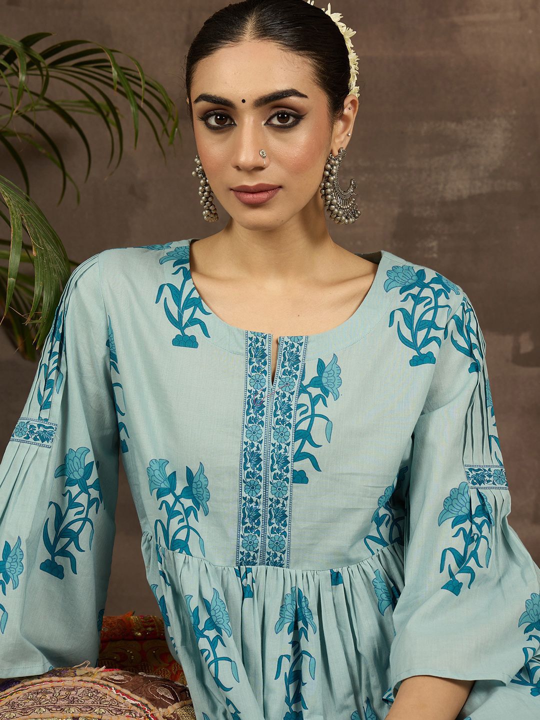 Dhiyona IE Women Floral Printed Pleated Pure Cotton Kurta Set