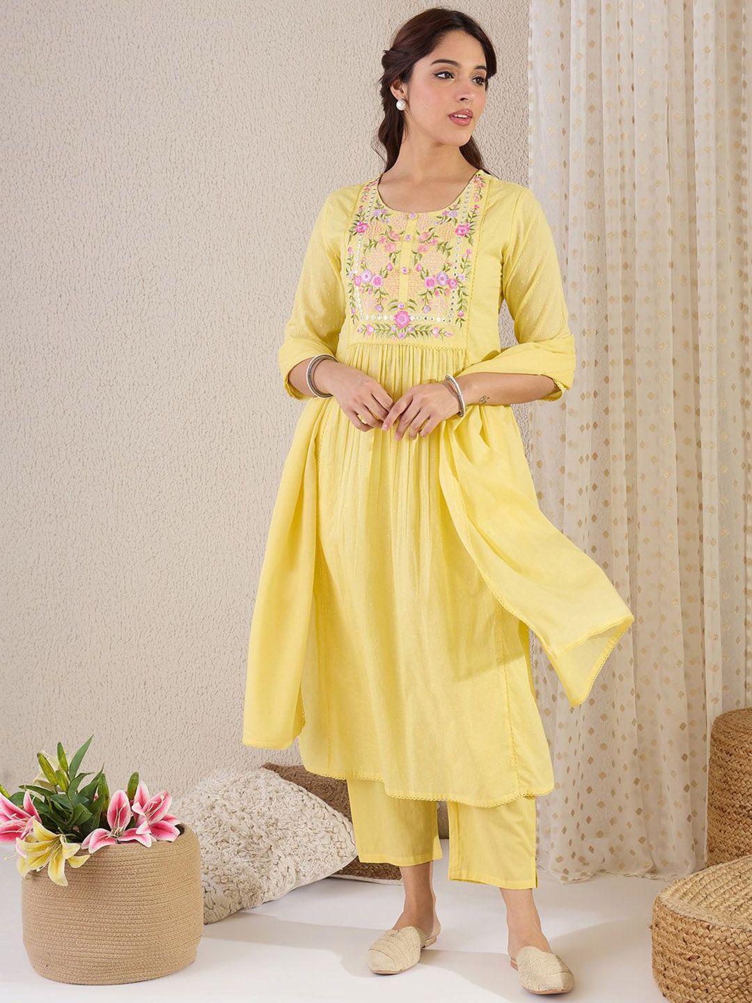 Dhiyona IE Women Floral Embroidered Cotton Kurta with Trousers & Dupatta