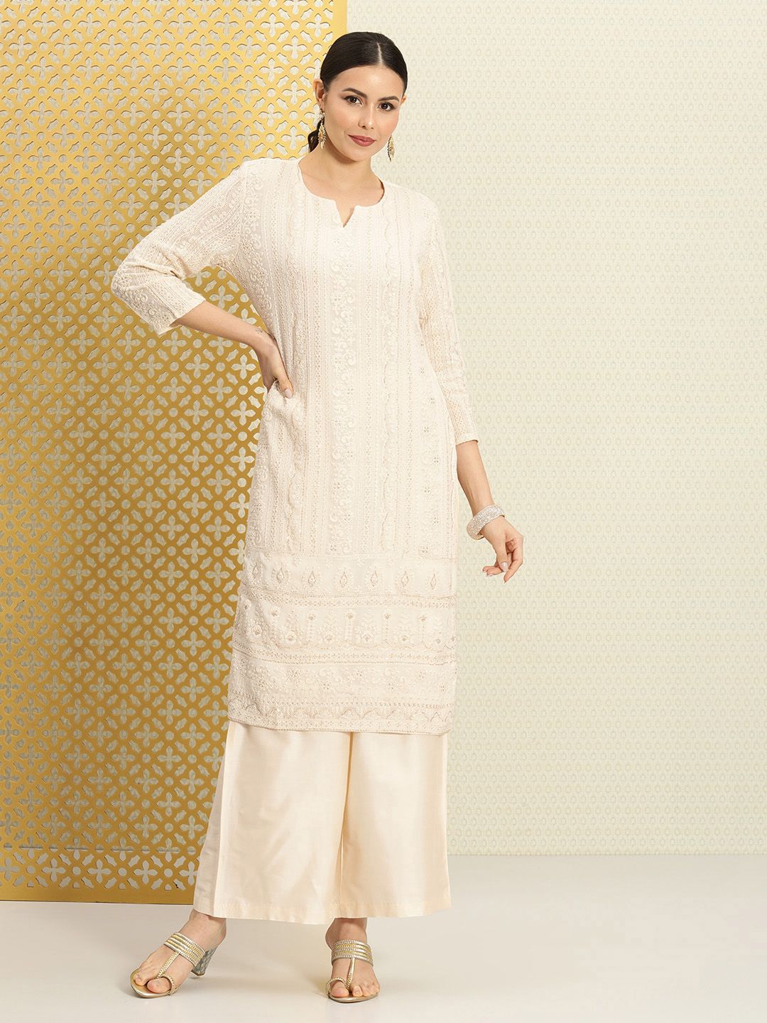 Dhiyona PD Women Women Jashn Embroidered Thread Work Zari Sequinned Kurta with Palazzos
